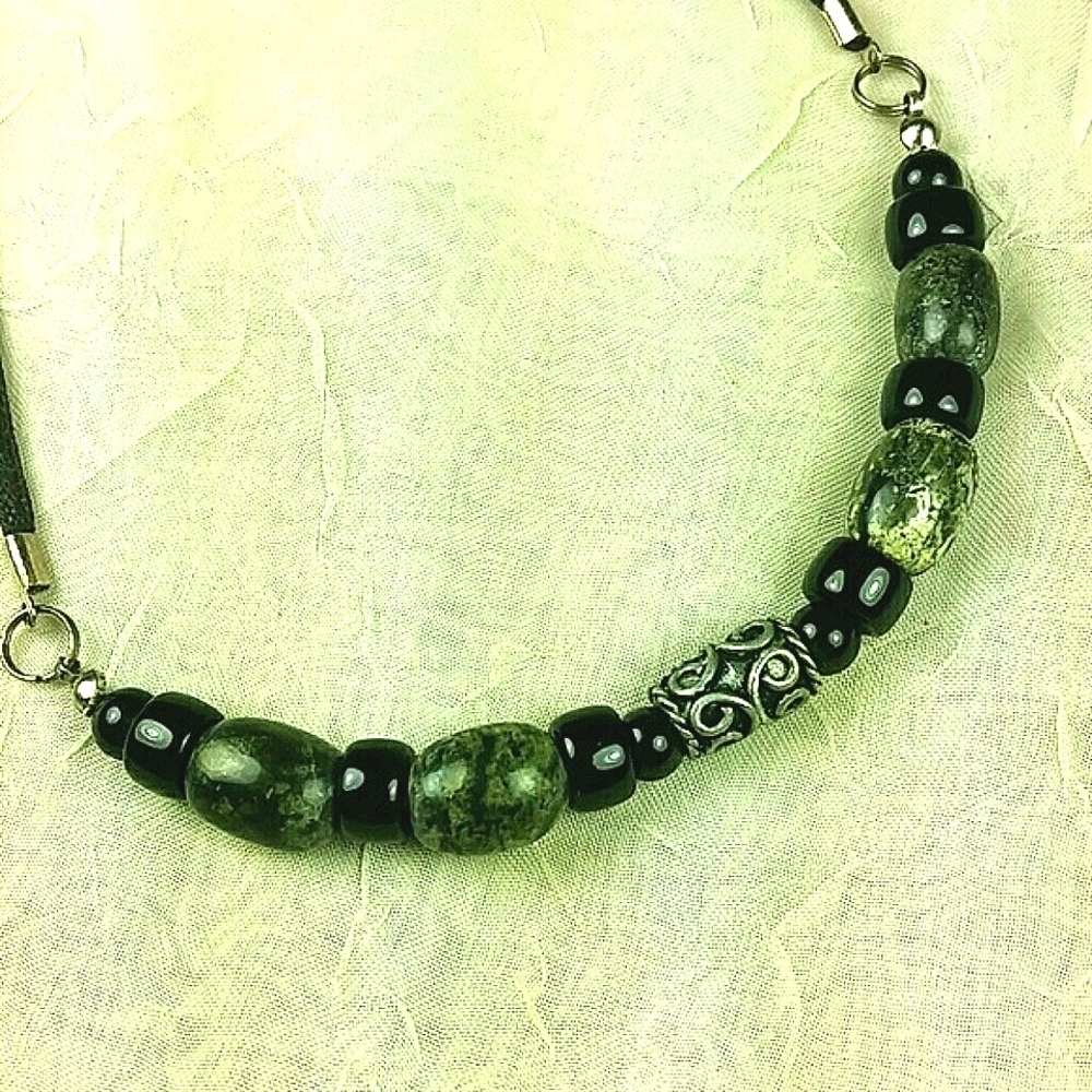 Green Jasper Necklace 16" Black Beads Silver Boho Genuine Gemstone Statement